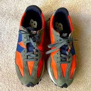 Men’s!  New Balance!  Size 10